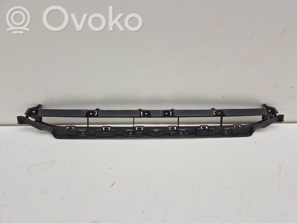 Audi Q7 4M Front bumper lower grill 