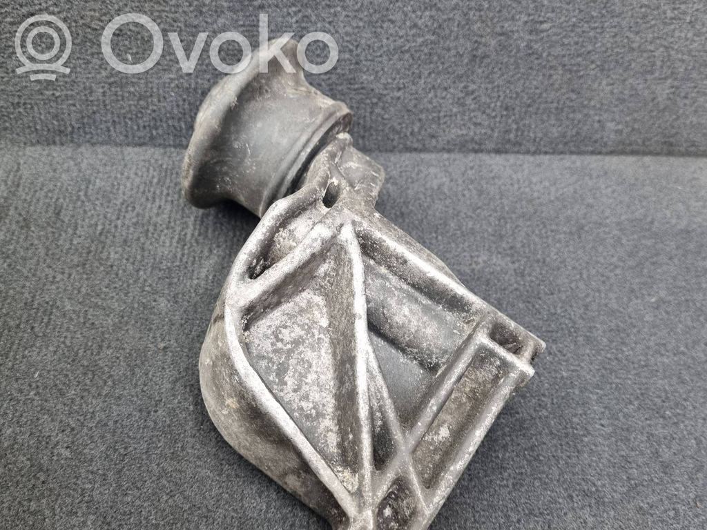 Audi 80 90 S2 B4 Engine mounting bracket 
