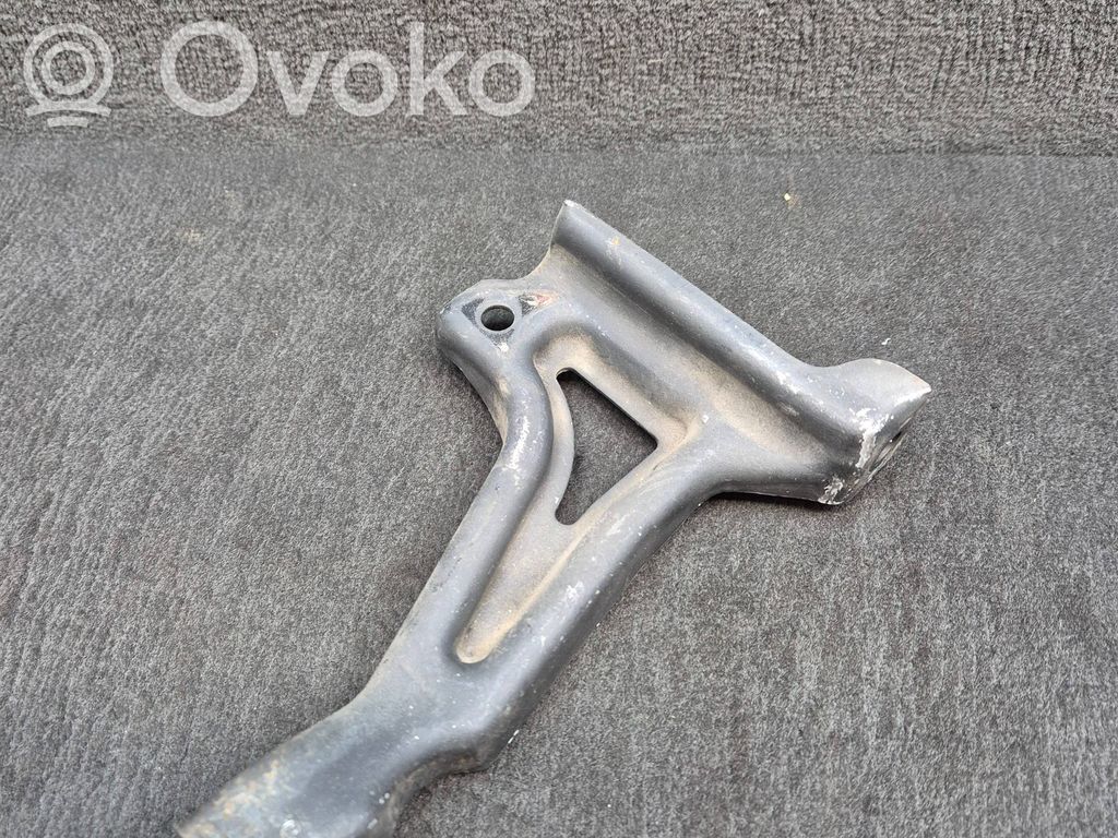 Audi A6 S6 C6 4F Fuel pump bracket 