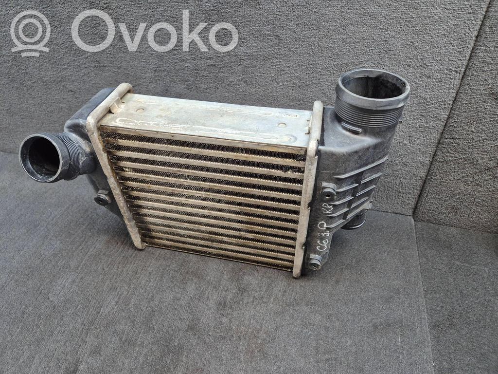 Interkūlerio radiatorius   4F0145805E,4F0145805AF