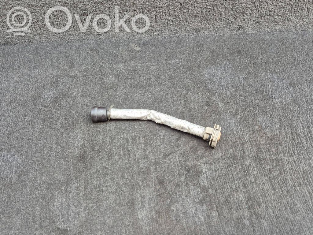Audi Q7 4L Conductă/furtun lichid de răcire motor 