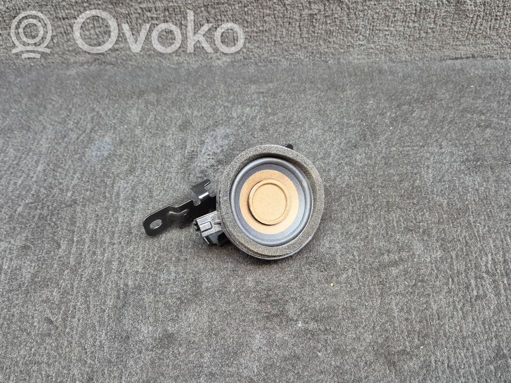 Audi Q8 Altavoz del panel 