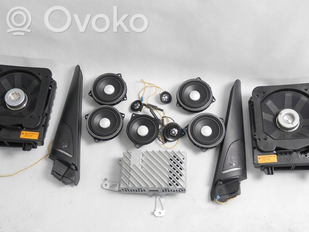 BMW 2 F46 Zestaw audio 