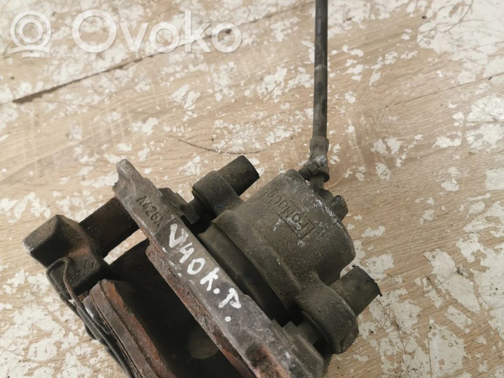 Front brake caliper