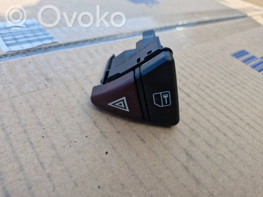Mercedes-Benz A W168 Hazard light switch 