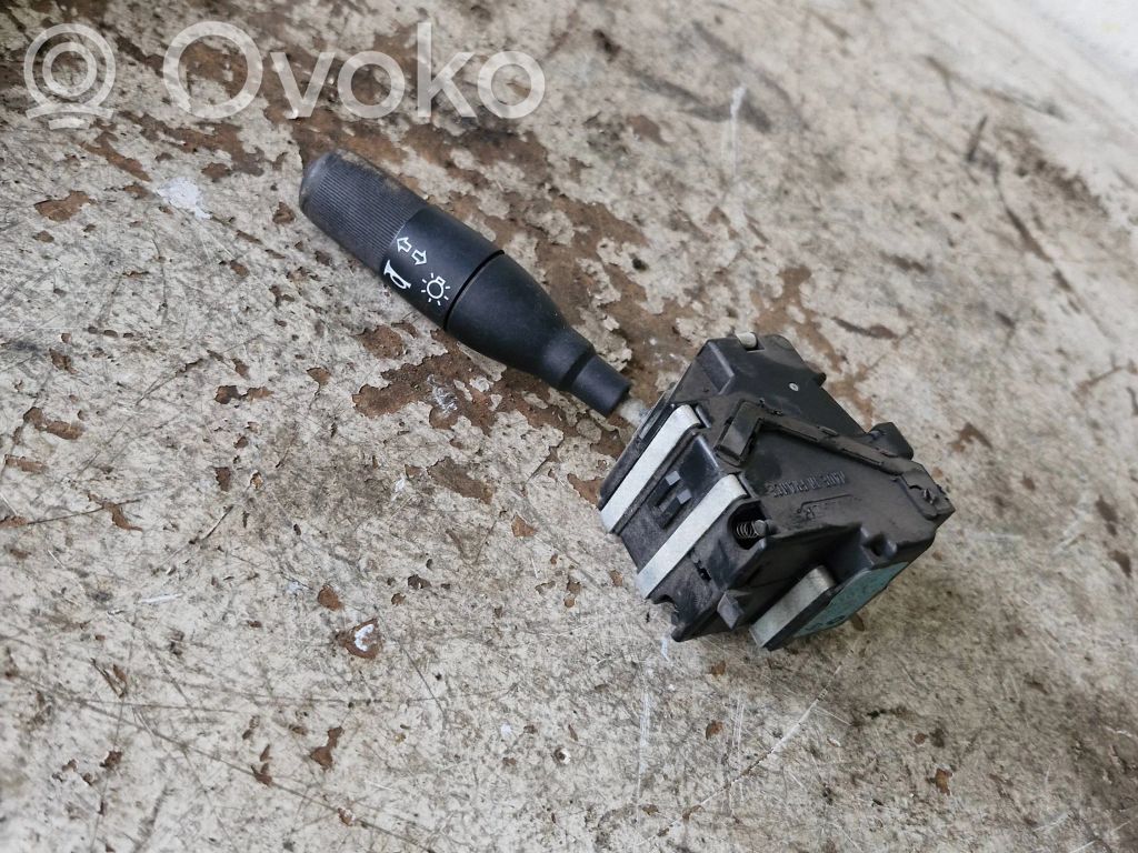 Renault Clio I Indicator stalk 