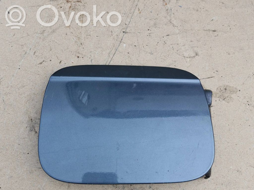 Audi A4 S4 B7 8E 8H Fuel tank cap 