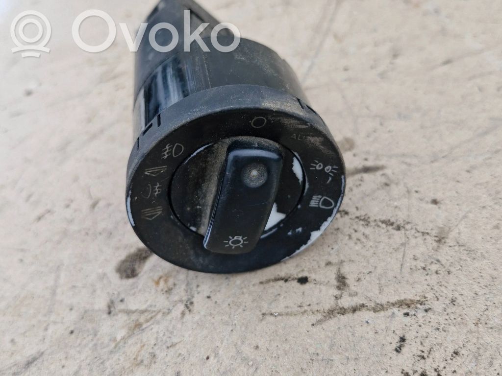 Audi A4 S4 B7 8E 8H Light switch 