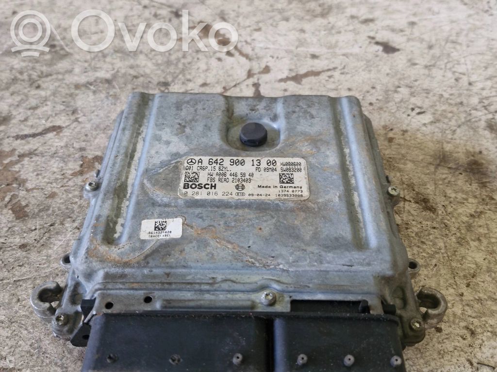 Mercedes-Benz E W212 Engine control unit/module 
