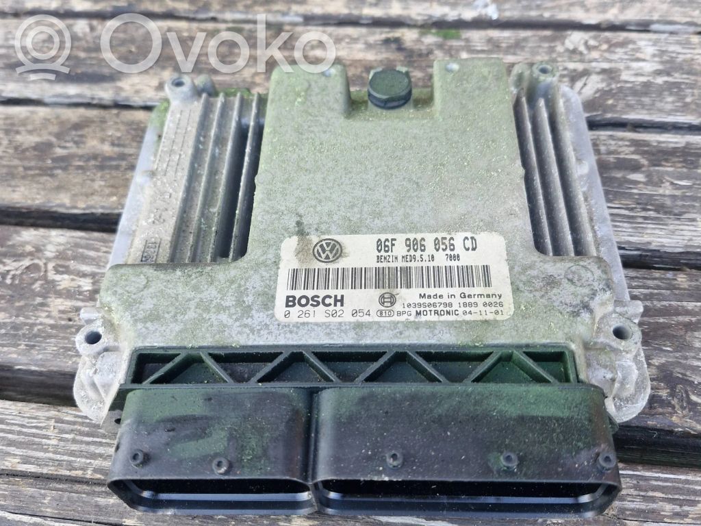 Engine control unit/module   06F906056CD,1039S06798,0261S02054