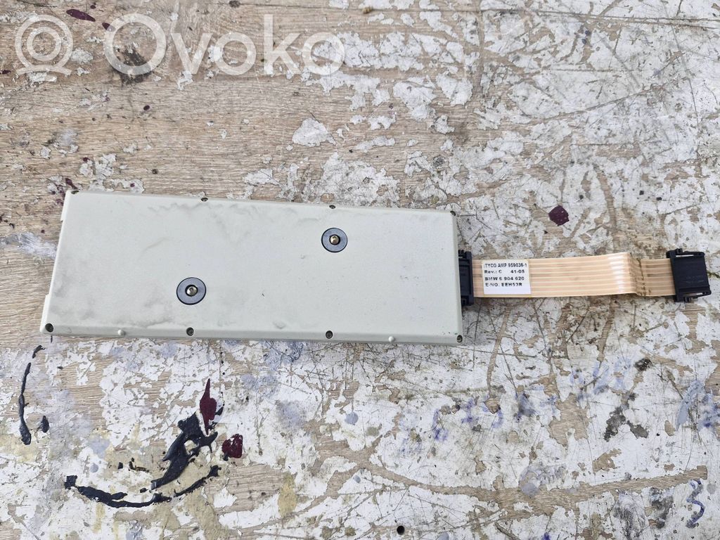 BMW 7 E65 E66 Antenas pastiprinātājs 