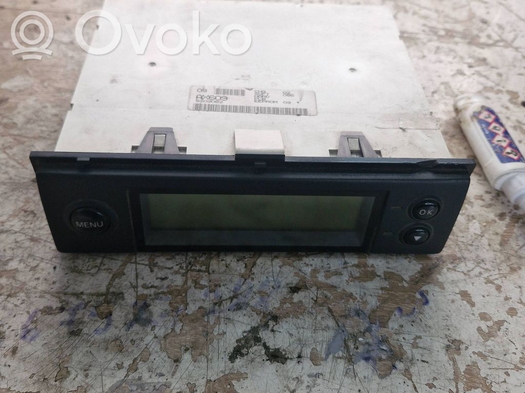 Nissan Micra Screen/display/small screen 