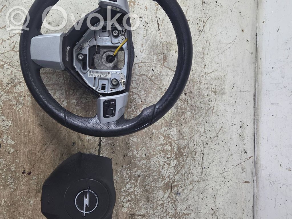 Opel Astra H Ohjauspyörä 