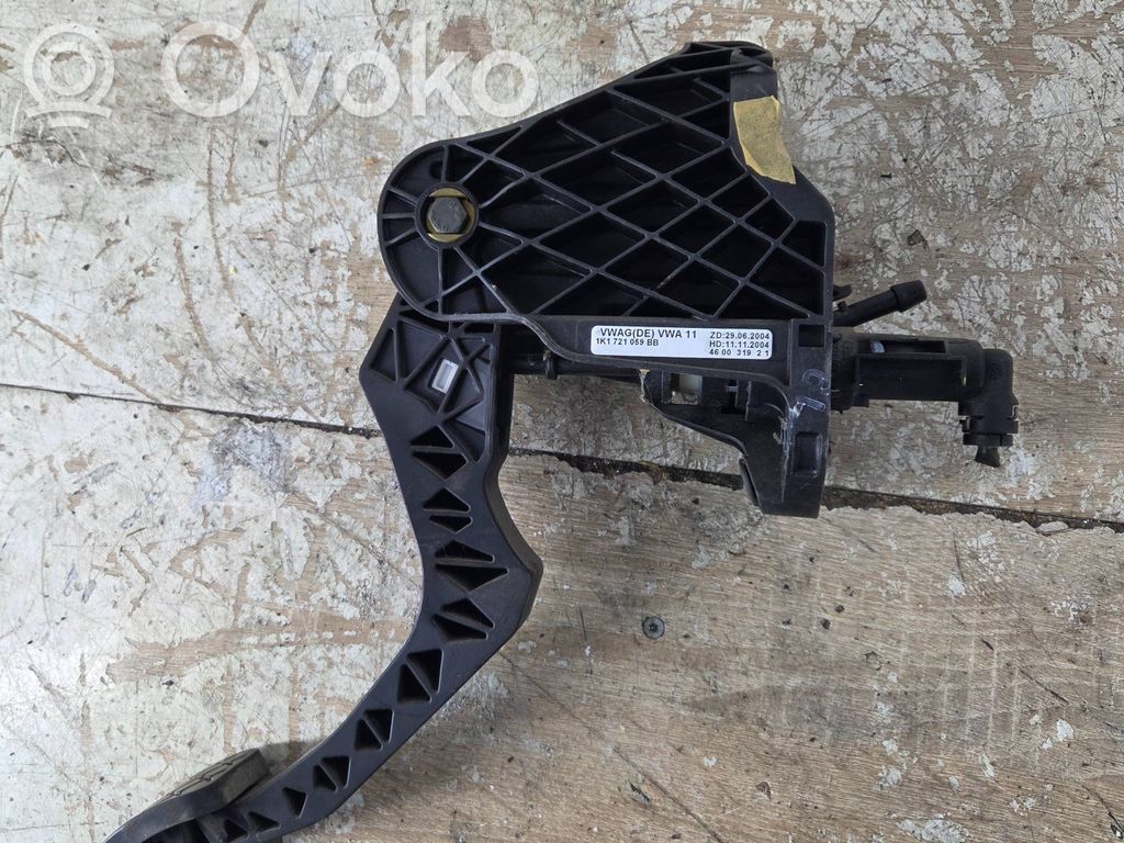 Volkswagen Golf V Pedal de embrague 