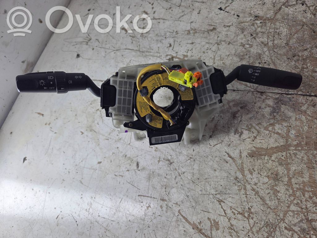 Mazda 3 I Commodo, commande essuie-glace/phare 