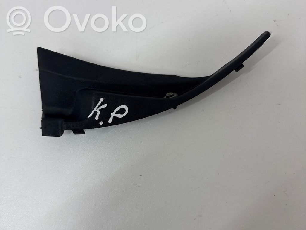 Mazda 3 II Windshield trim 