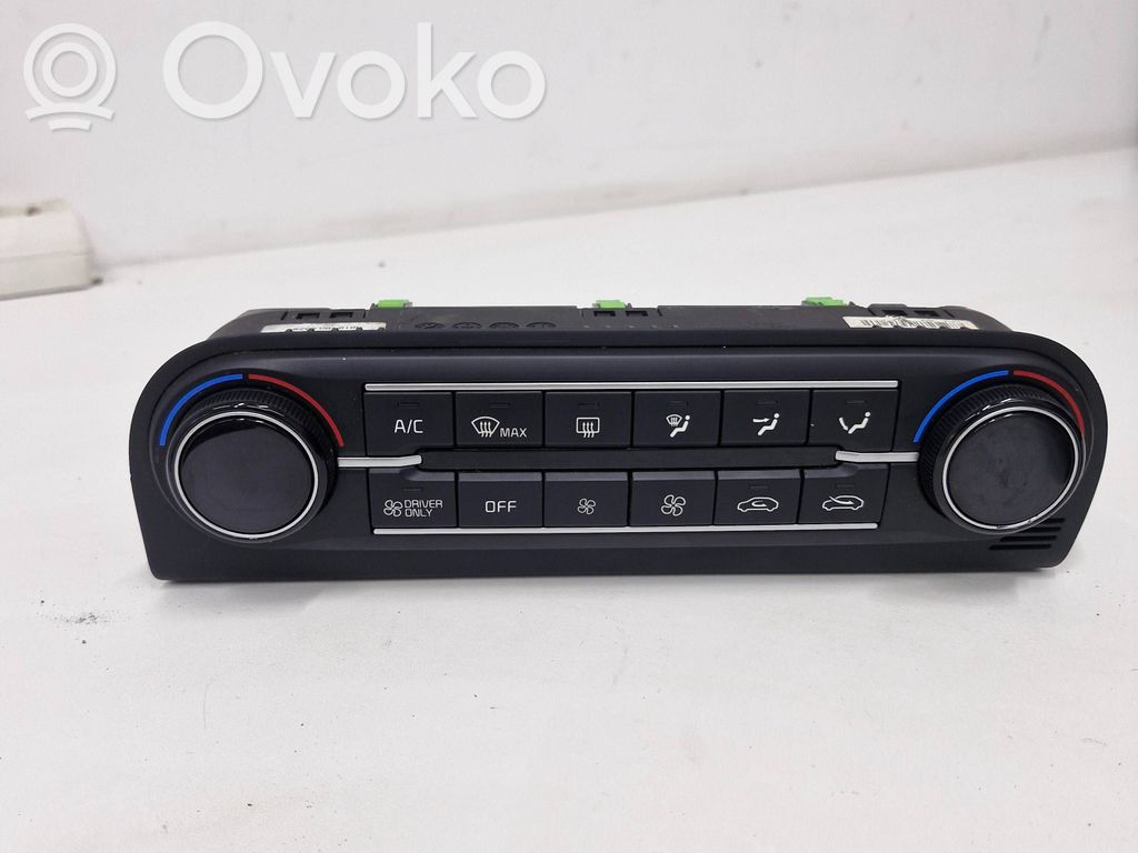 KIA Xceed Climate control unit 