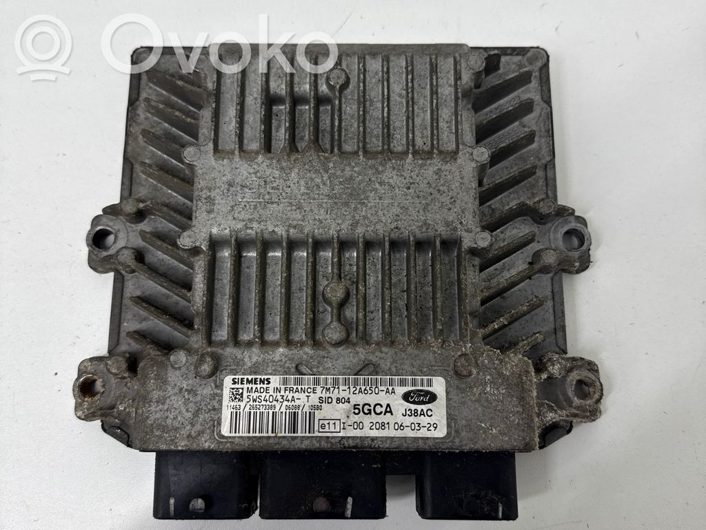 Mazda 2 Variklio valdymo blokas 