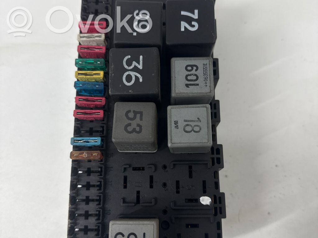 Volkswagen Sharan Fuse box set 