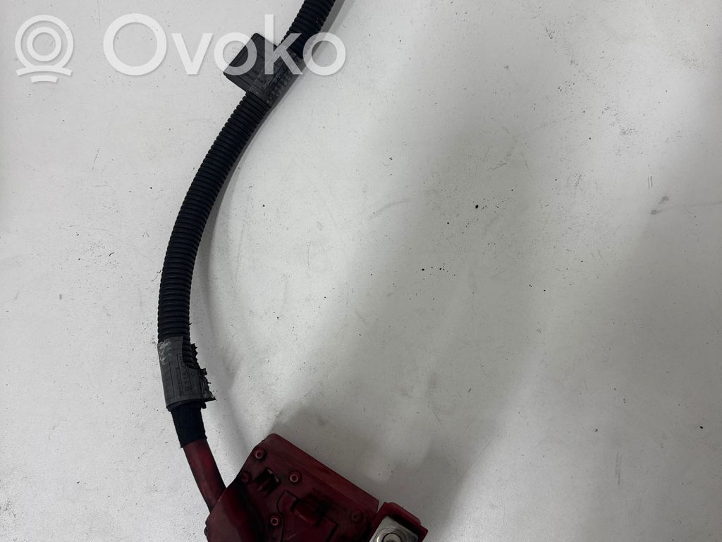 Cable positivo (batería)   9115449