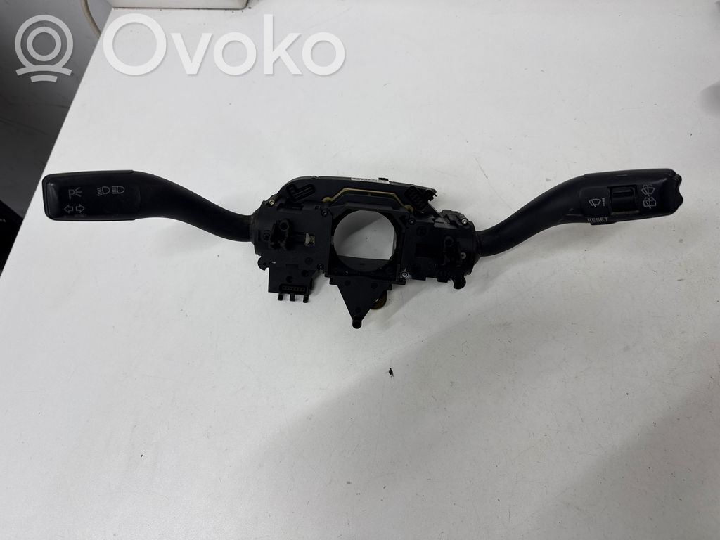 Audi A4 S4 B6 8E 8H Commodo, commande essuie-glace/phare 