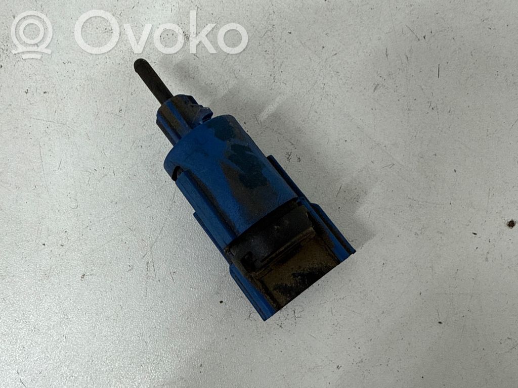 Audi A6 S6 C6 4F Kytkinpolkimen anturi 