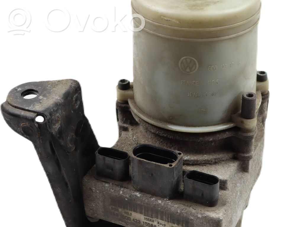 Volkswagen Polo IV 9N3 Power steering pump 