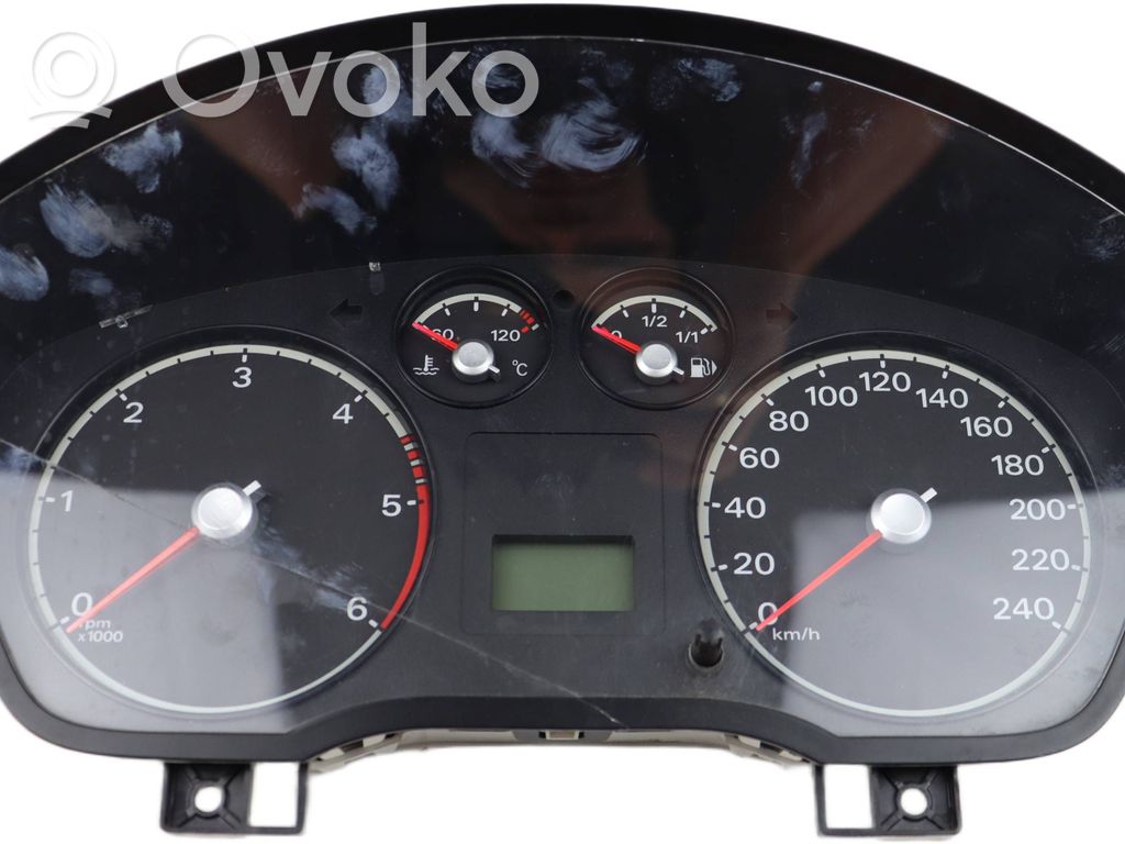 Ford Focus Speedometer (instrument cluster) 