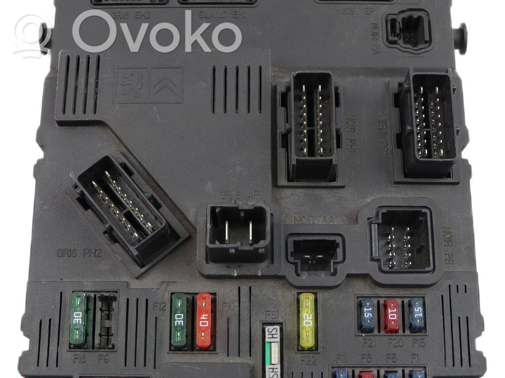Peugeot 307 Central body control module 
