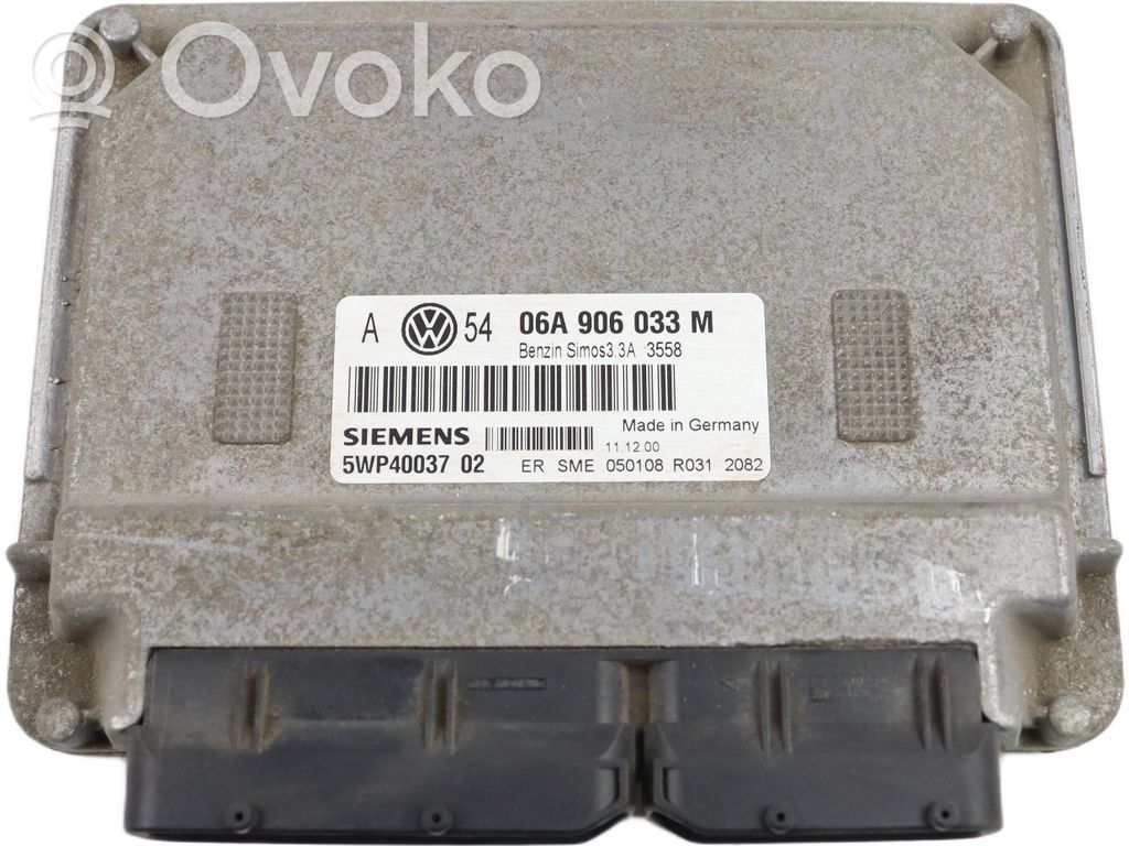 Volkswagen Golf IV Engine control unit/module 