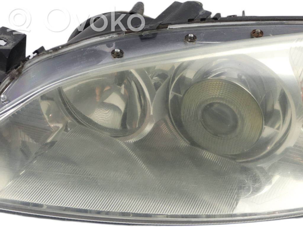 Ford Mondeo Mk III Phare frontale 