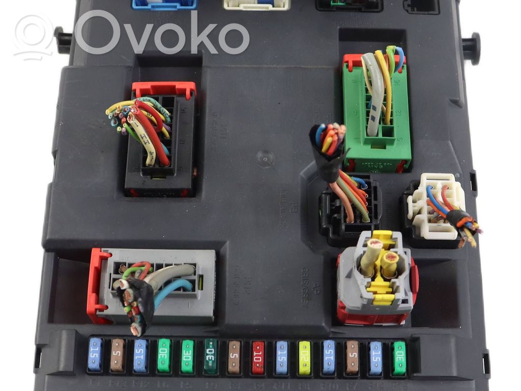 Citroen C3 Picasso Fuse module 