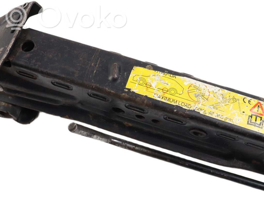 Domkrats   98AB17080CC