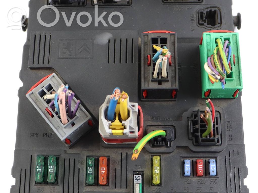 Citroen C3 Saugiklių blokas 