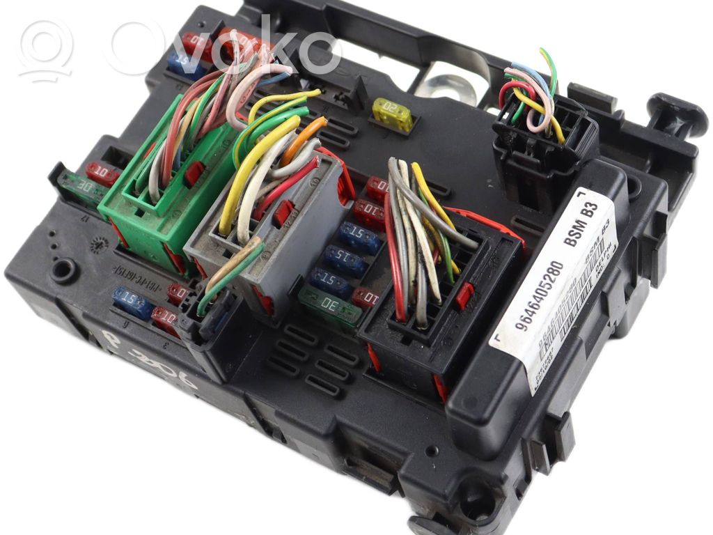 Fuse module   9646405280,23672687