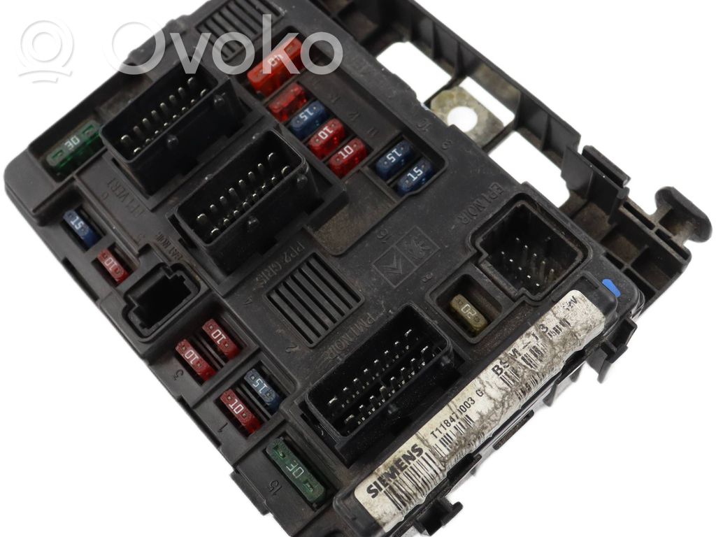 Citroen C5 Fuse module 
