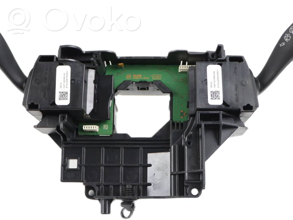 Ford Focus Wiper turn signal indicator stalk/switch 