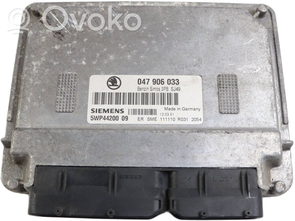 Skoda Fabia Mk1 (6Y) Unidad de control/módulo del motor 