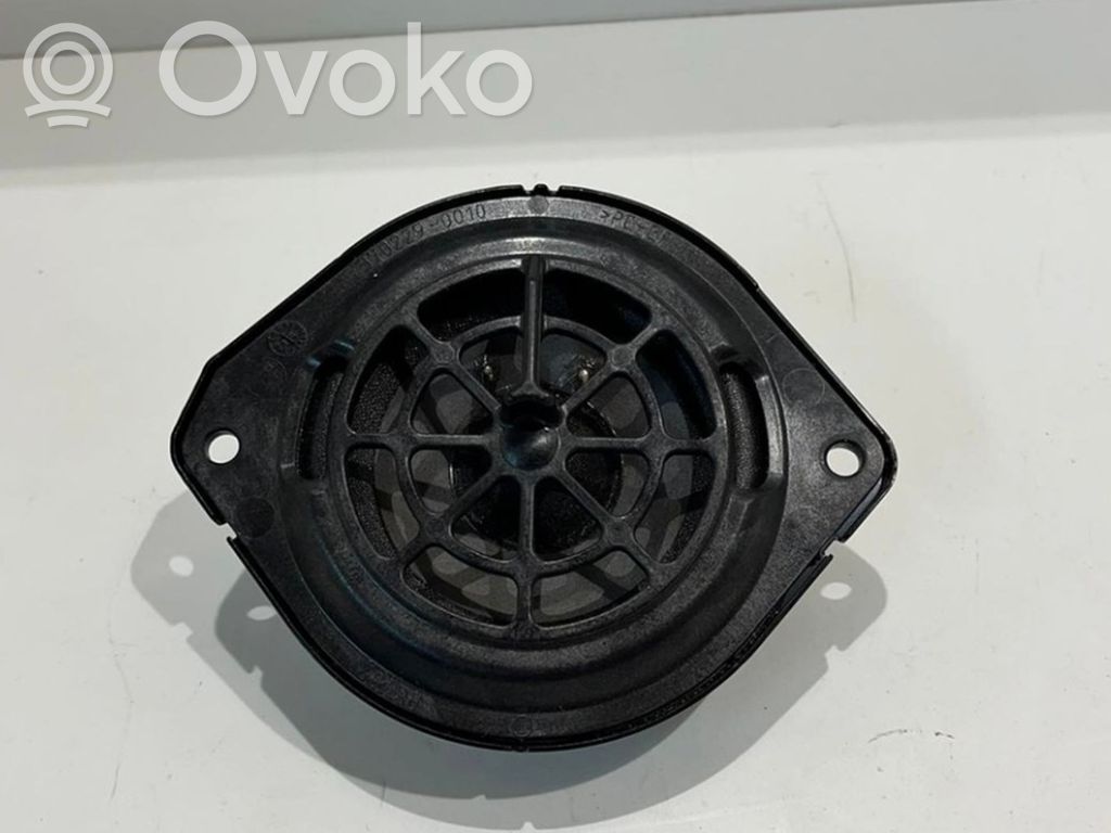 Audi A4 S4 B9 8W Front door speaker 