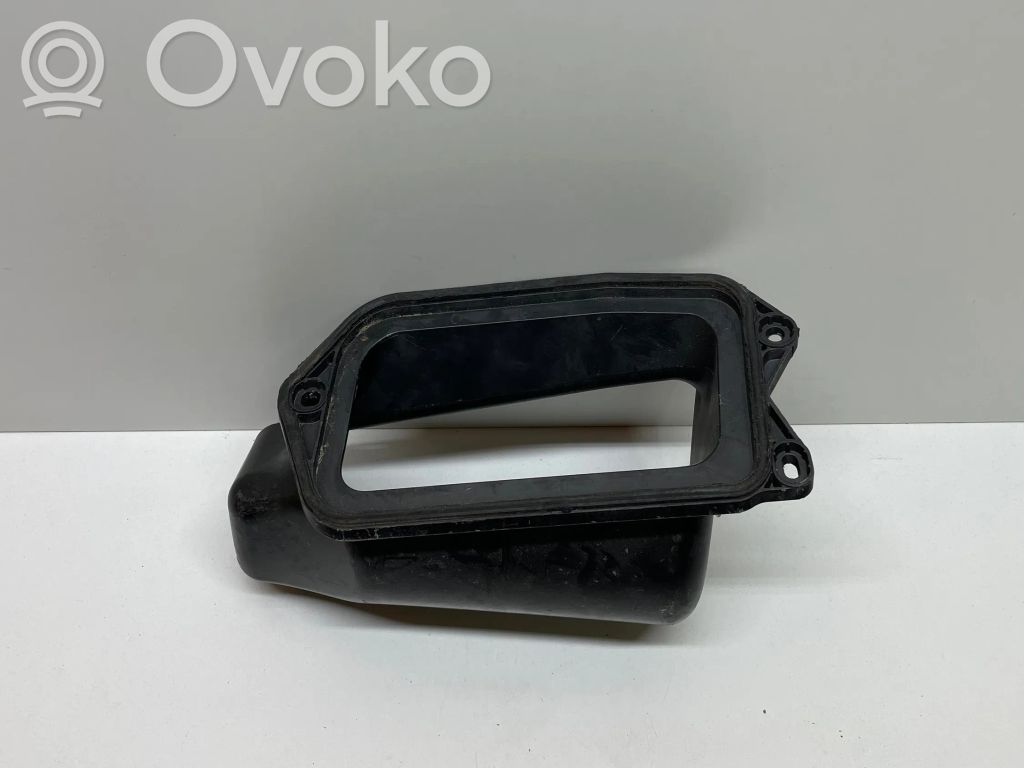 Audi Q5 SQ5 8R Air intake duct part 