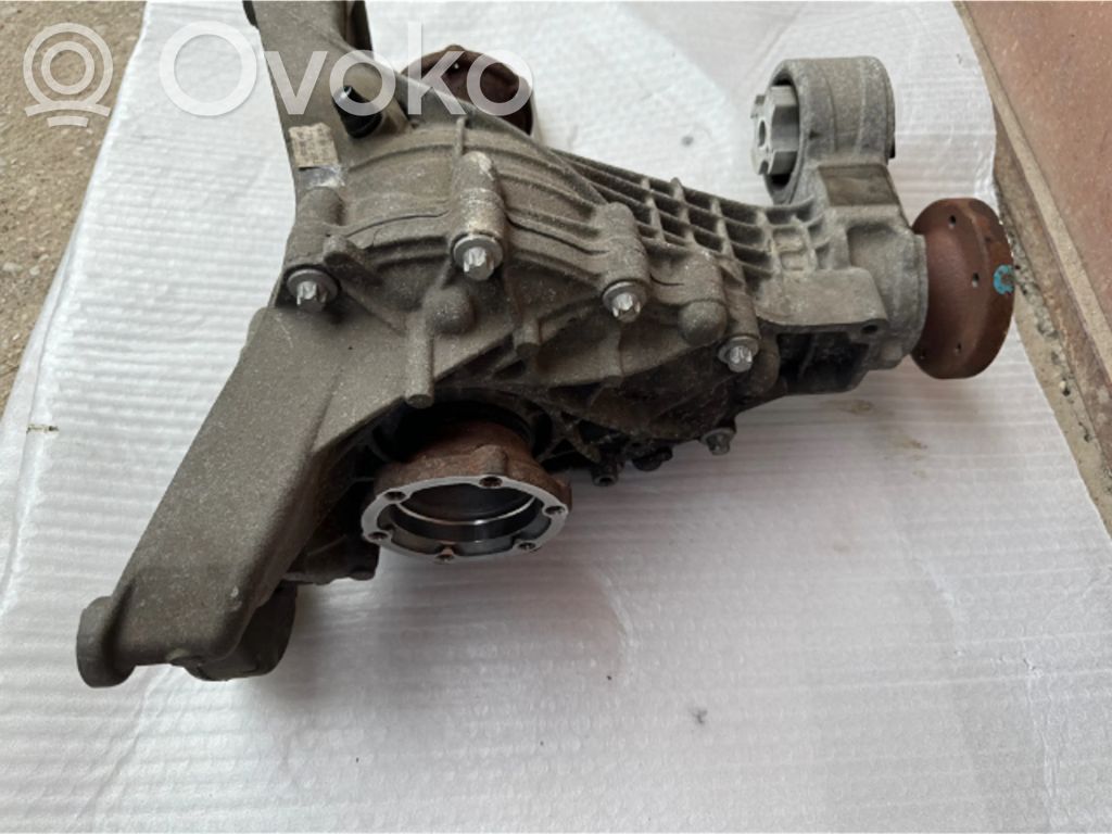 Audi A4 S4 B9 Galinis reduktorius 