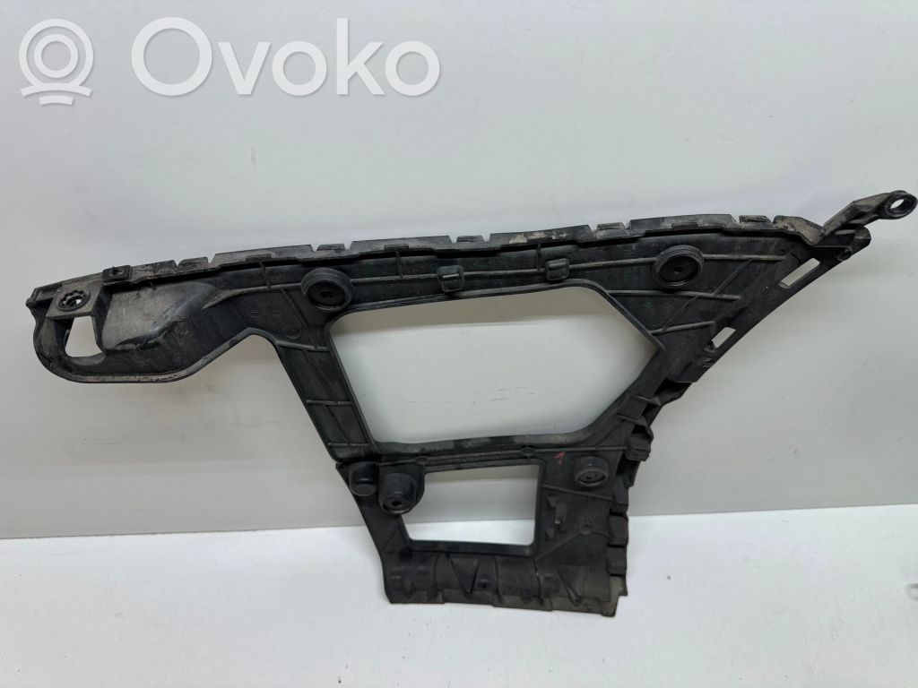 Audi Q7 4M Uchwyt / Mocowanie zderzaka tylnego 