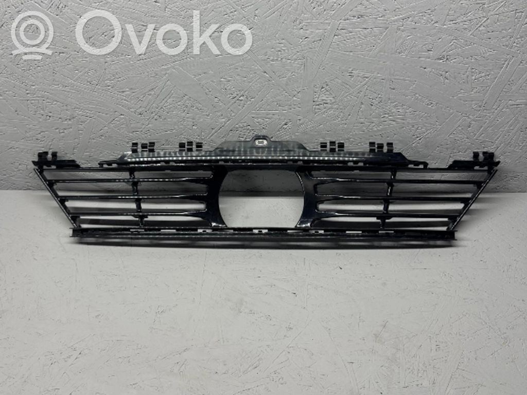 BMW 7 G11 G12 Kratka dolna zderzaka przedniego 