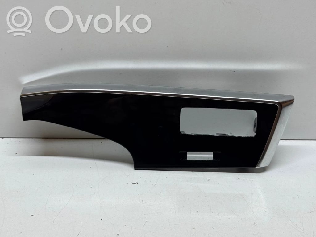 Audi Q8 Moldura del panel (Usadas) 
