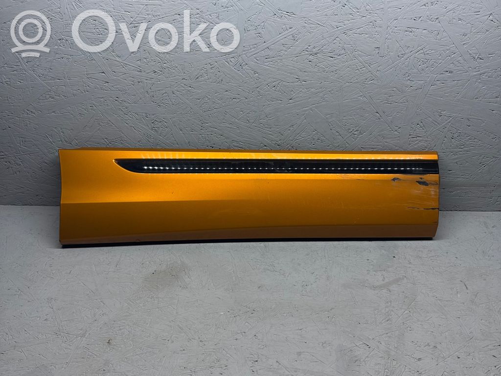 Listwa drzwi tylnych   4M8853969,80A853717E,80A853717B,80A853717C,80A853717D