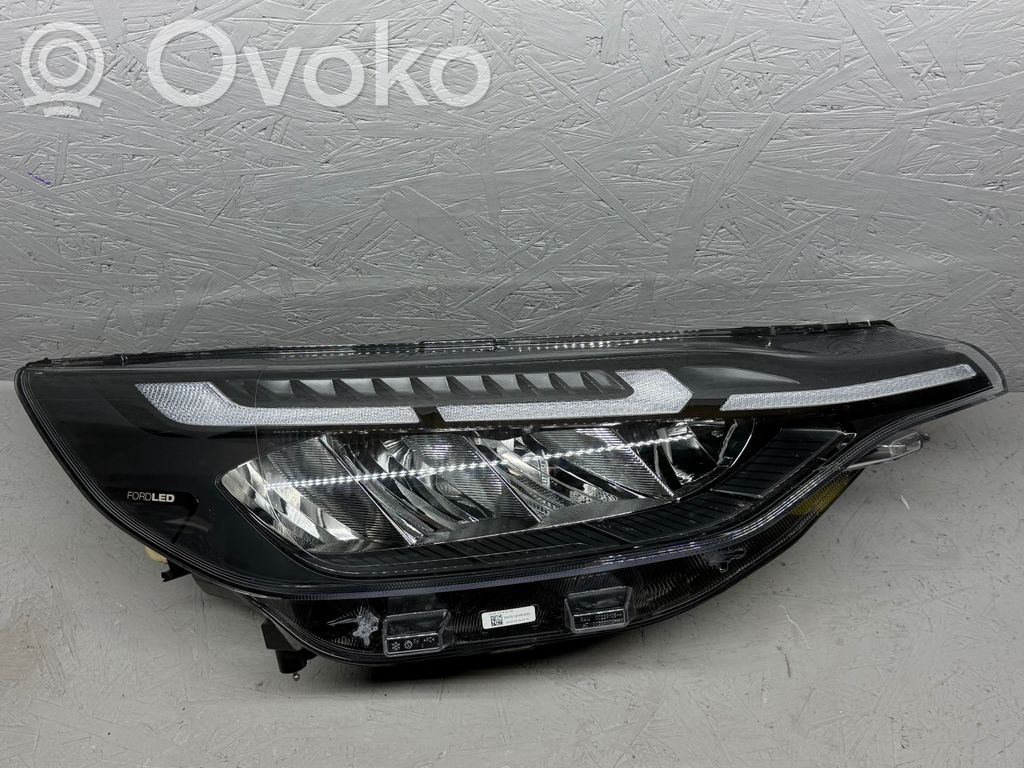 Ford Transit Custom II Headlight/headlamp 