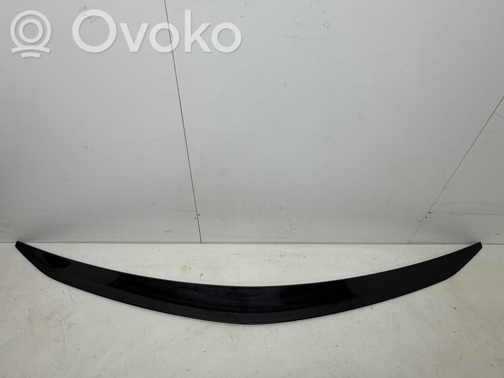Rear window tailgate spoiler   4ML827950