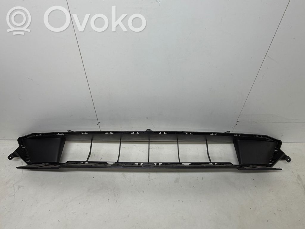 Lamborghini Urus Front bumper lip 