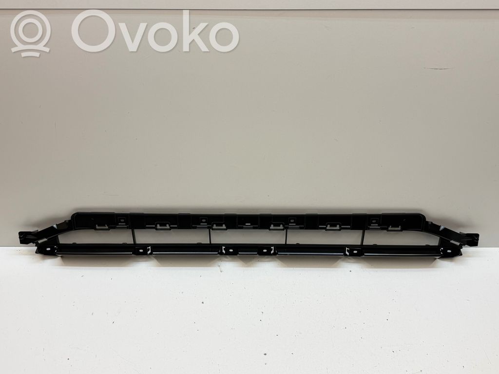 Audi Q7 4M Front bumper lower grill 