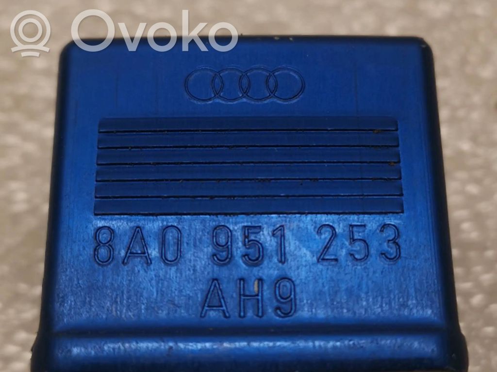 Otros relés   8A0951253,8A0951253A
